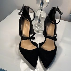 Ann Taylor black suede heels
